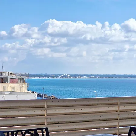 Con Vista Mare Da 4 Posti E Wifi 公寓 加利波利