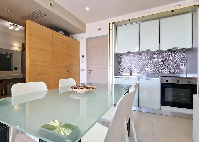 Апартаменты Con Vista Mare Da 4 Posti E Wifi Галлиполи