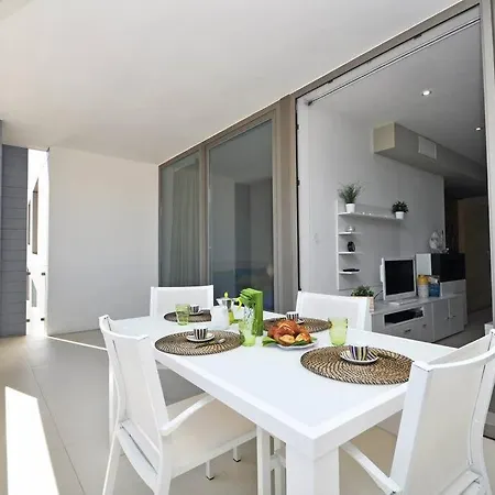 Con Vista Mare Da 4 Posti E Wifi Apartment