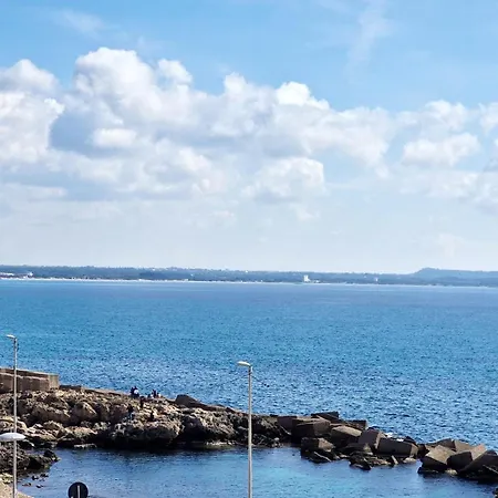 Con Vista Mare Da 4 Posti E Wifi דירה גאליפולי