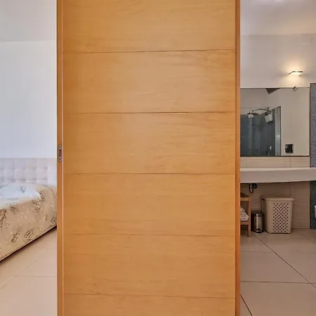 Con Vista Mare Da 4 Posti E Wifi * غالّيبولي